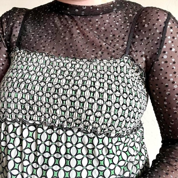 Max Studio Y2K green, black, & white geometric print stretchy mesh babydoll top - Picture 6 of 8